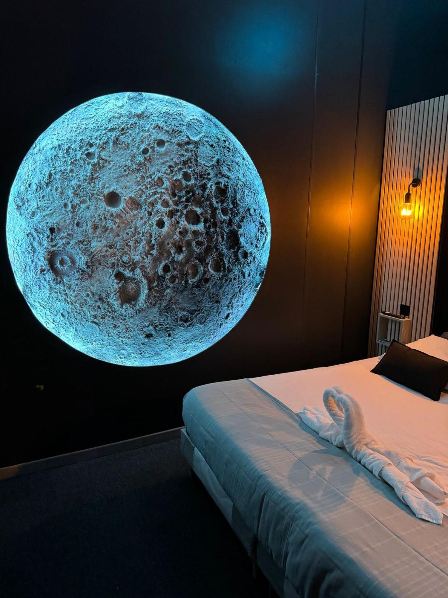 Fullmoon By Cloud Apartment Aubervilliers Exterior photo